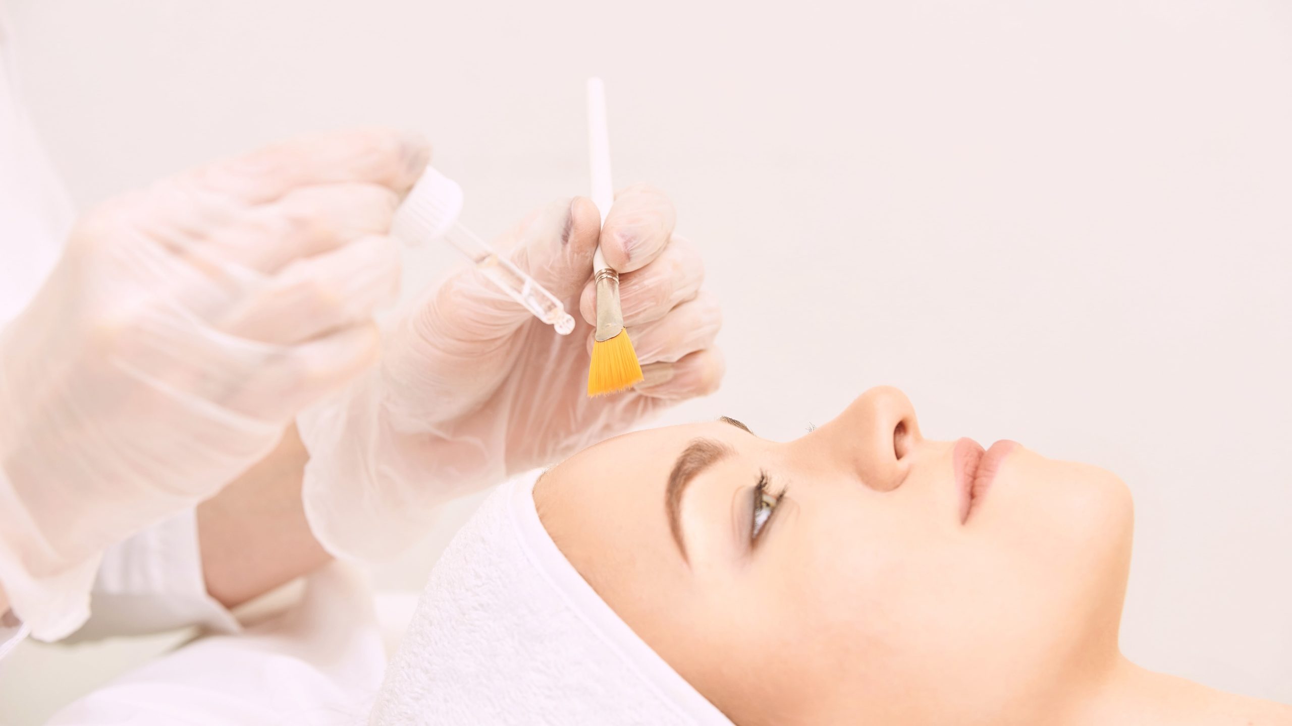 Choosing the Right VI Peel Chemical Peels for Your Skin Concerns